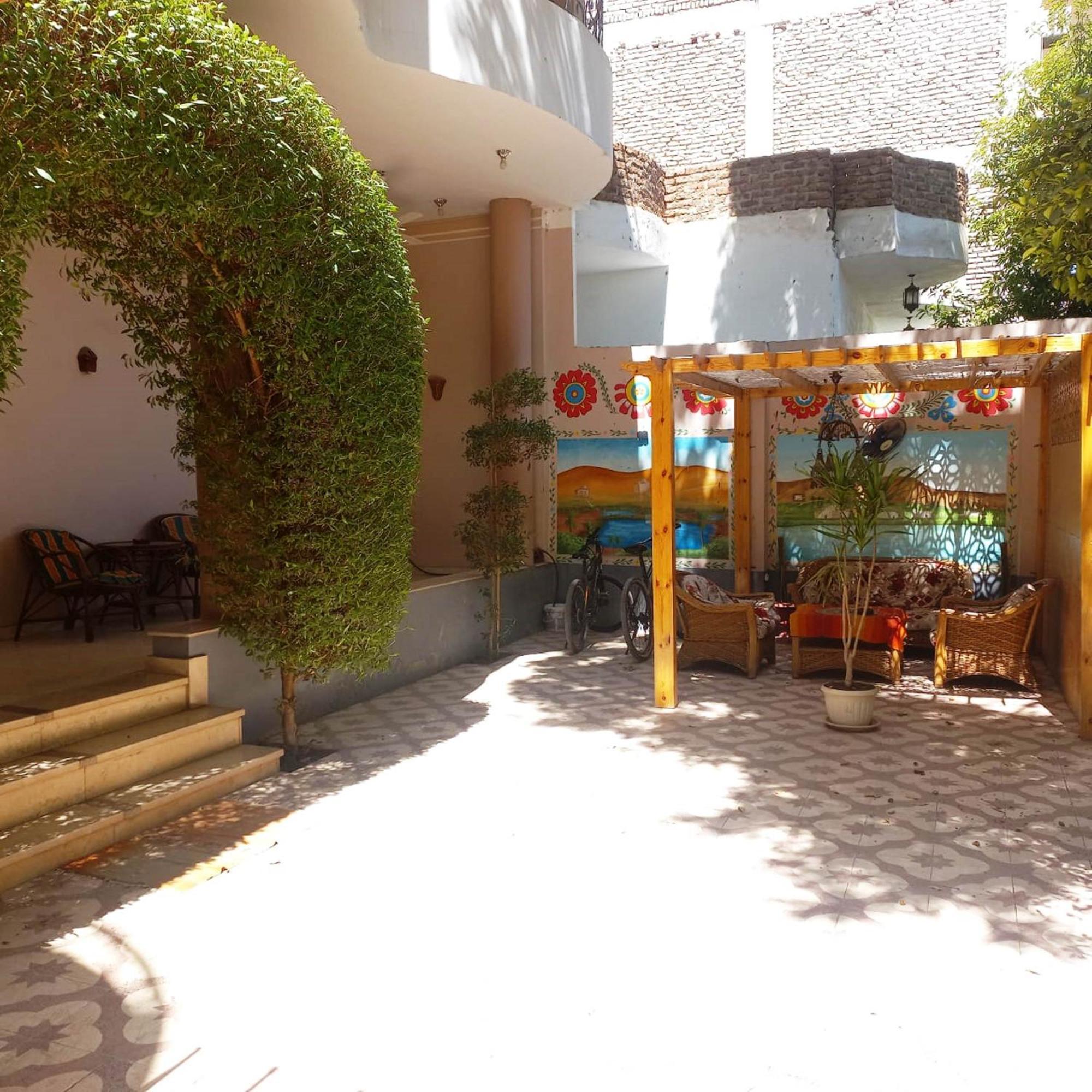 Enjoy Luxor Apartment Luaran gambar